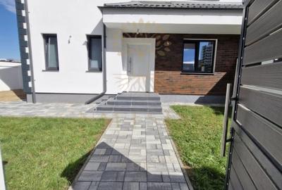 Duplex cu 5 camere cu Canalizare în Theodor Pallady - 1