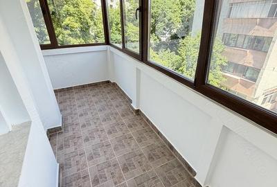 Apartament cu 3 camere decomandat în Nicolina - 5