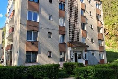 Apartament cu 2 camere decomandat în Central - 1