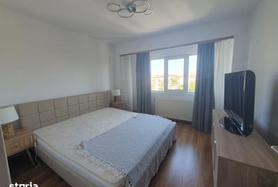 Apartament cu 3 camere decomandat în Est
