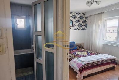 Apartament cu 2 camere semidecomandat, mobilat în Banca Națională