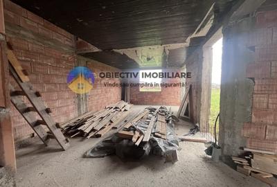 Casă individuală cu 4 camere cu Teren 789 Mp în Vest - 14