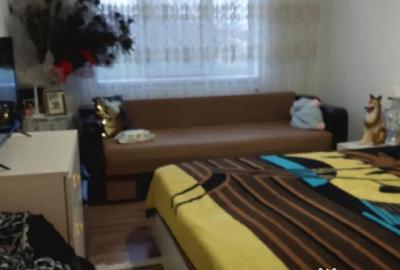 Apartament cu 2 camere decomandat în Poarta 6 - 8