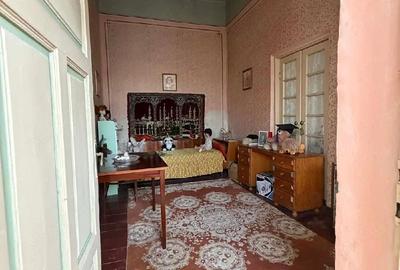 Casă cu 6 camere cu Teren 1658 Mp în Central - 10