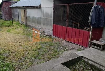 Casă cu 3 camere decomandat cu Teren 1378 Mp în Costești - 4
