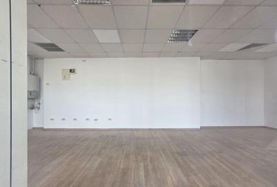 Zona Traian 50 mp Parter trafic intens pietonal vitrina 9 ml Zona Traian 50 mp Parter trafic intens pietonal vitrina 9 ml - 3