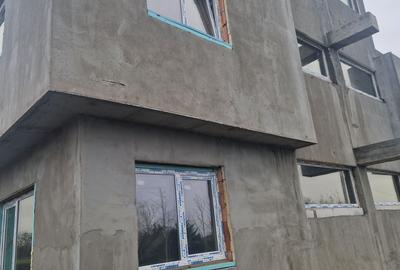 Casă cu 4 camere cu Teren 155 Mp în Central - 3