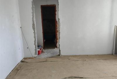 Apartament cu 2 camere semidecomandat în Viziru 1 - 3