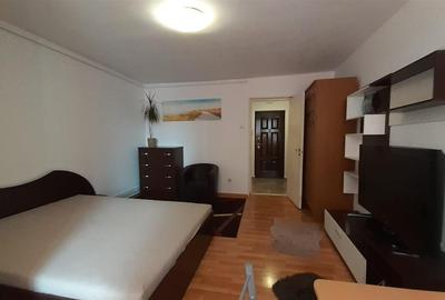 Garsonieră semidecomandată, mobilată în Calea București - 2