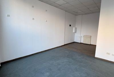 Spațiu comercial, de 50 mp, în Central - 1