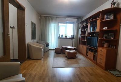 Apartament cu 4 camere semidecomandat în Drumul Taberei - 4