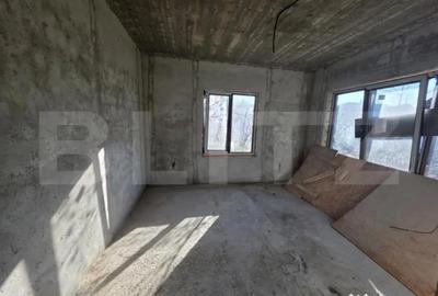 Casă cu 7 camere cu Teren 500 Mp în Central - 3