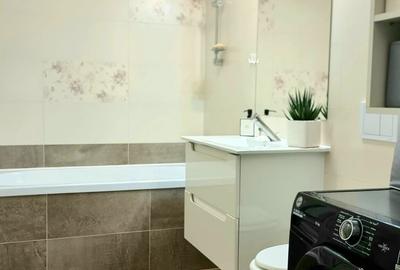 Apartament cu 3 camere decomandat în Florești - 1