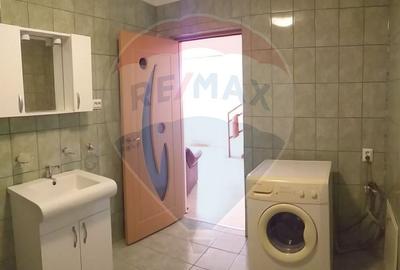 Casa / Vila cu 5 camere de vanzare - 6
