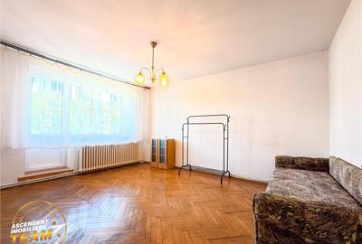 Tur Virtual! Decomandat,3 camere,locatie favorabila,Simeria,