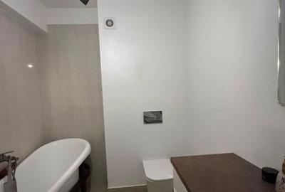 Apartament cu 3 camere în Livezeni - 1