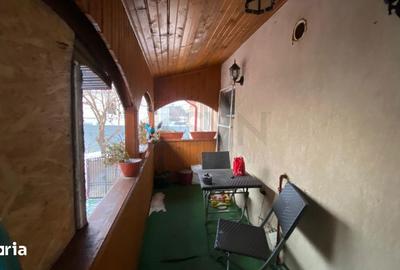 Casă cu 8 camere cu Canalizare în Giulești - 4