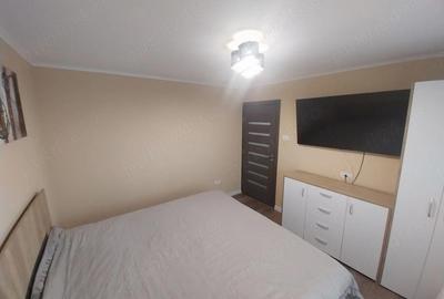 Apartament cu 3 camere decomandat în Dâmbovița - 2