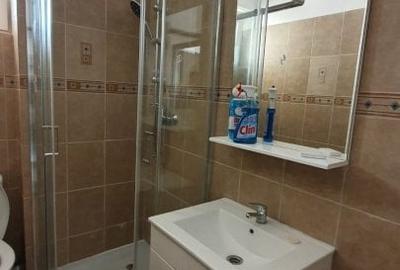 Apartament total decomandat - 3