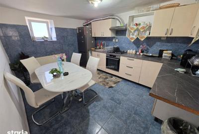 Casă cu 5 camere cu Teren 1496 Mp în Felnac - 5