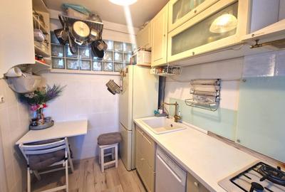 Apartament cu 2 camere semidecomandat, mobilat în Pajura - 6