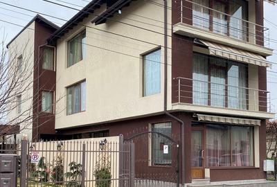 Casă cu 6 camere cu Teren 170 Mp în Central - 5