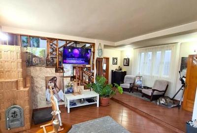 Casă cu 6 camere cu Teren 385 Mp în Central - 10