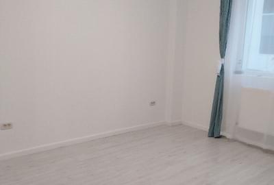 Particular vand garsoniera noua Chiajna , str Orhideelor - 2