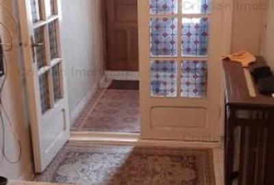 Casă cu 7 camere cu Canalizare în Central - 15