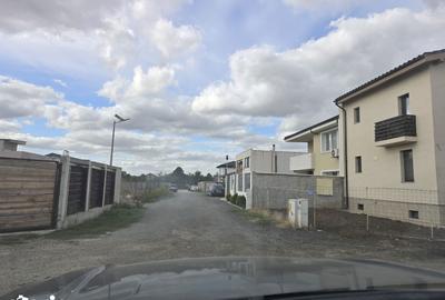 Teren de 333 mp, în Km 5 - 6