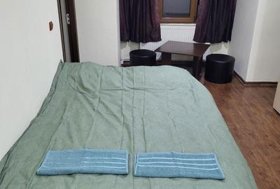 Garsonieră decomandată în Central - 3