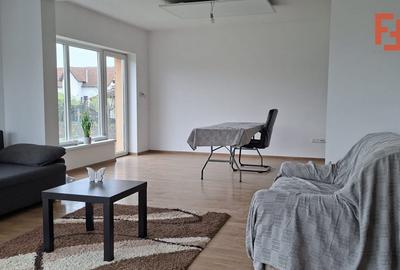 Casă individuală cu 4 camere cu Garaj în Sânmihaiu Român - 2