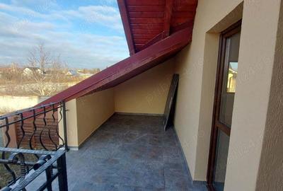 Apartament cu 3 camere în Central - 2