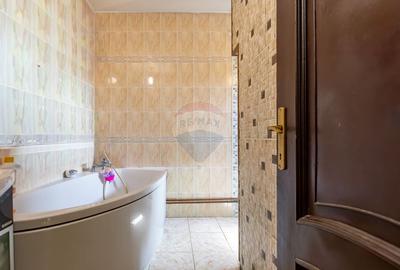 Apartament cu 3 camere decomandat în Alecu Russo - 5