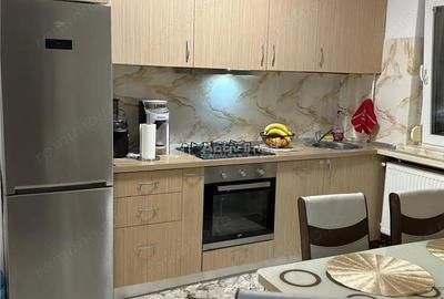 Apartament cu 3 camere decomandat în Fortuna - 8