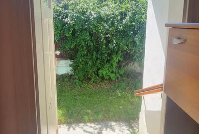 Casă individuală cu 4 camere cu Canalizare în Florilor - 6