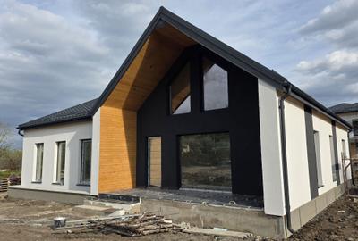 Casă cu 4 camere în Sânpetru - 6