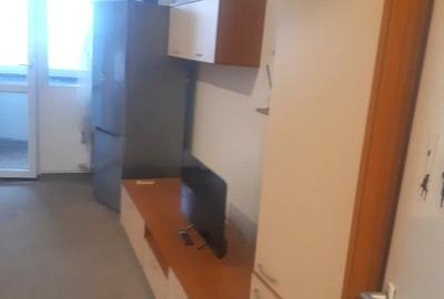 Garsonieră semidecomandată în Berceni