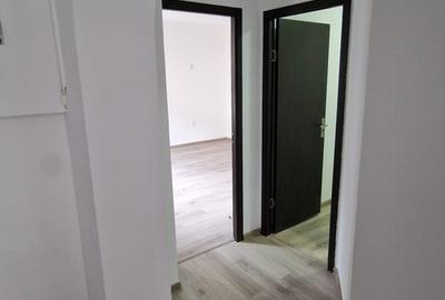 Casă cu 3 camere cu Teren 50 Mp în Central