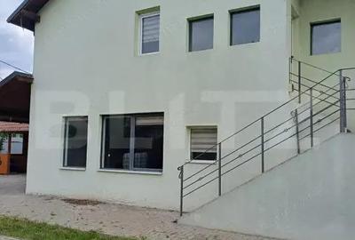 Casa cu spatiu comercial, in zona Poiana - 13