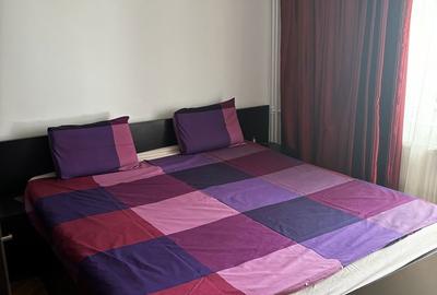 Apartament cu 4 camere decomandat în 13 Septembrie - 2