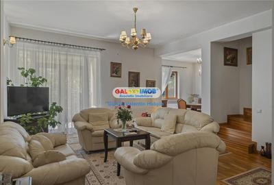 Casă cu 8 camere cu Canalizare în Lacul Tei - 22