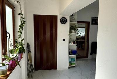 Casă cu Canalizare în Dâmbovița - 14