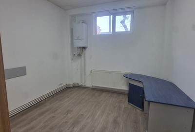 Spațiu comercial, de 82 mp, în Micro 12 - 6