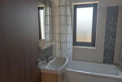 Apartament cu 2 camere decomandat în Giroc - 5