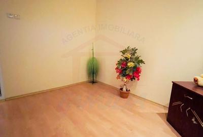 Apartament cu 2 camere în Micro 38 - 3