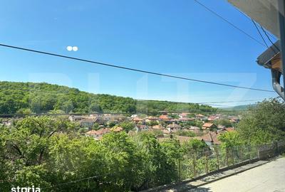 Casă cu 5 camere cu Teren 275 Mp în Central