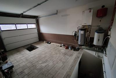 Casa exclusivista 5 camere S+P+1+pod 200 mp curte garaj renovata Valea Adanca Casa exclusivista 5 camere S+P+1+pod 200 mp curte garaj renovata Valea Adanca - 15