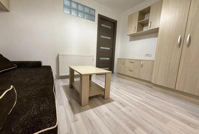 Apartament cu 2 camere semidecomandat în Buziașului