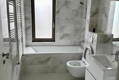 Apartament cu 3 camere semidecomandat, mobilat în Dumbrăvița - 1